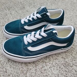 Kids Preschool Van's Old School